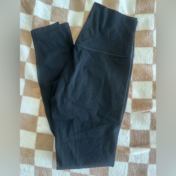 lululemon athletica Pants - Lululemon ribbed black aligns size 6